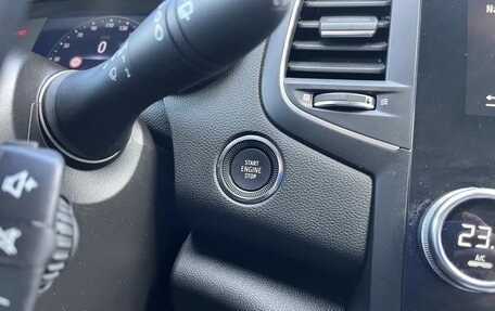 Renault Megane IV, 2022 год, 2 350 000 рублей, 17 фотография