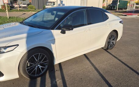 Toyota Camry, 2022 год, 3 000 000 рублей, 3 фотография