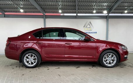 Skoda Octavia, 2018 год, 1 759 000 рублей, 6 фотография