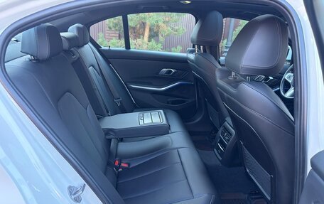 BMW 3 серия, 2022 год, 4 680 000 рублей, 24 фотография