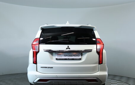Mitsubishi Montero Sport, 2022 год, 3 830 000 рублей, 6 фотография