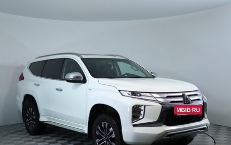 Mitsubishi Montero Sport, 2022 год, 3 830 000 рублей, 3 фотография