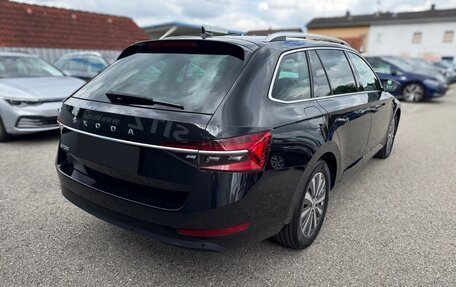 Skoda Superb III рестайлинг, 2023 год, 2 355 000 рублей, 4 фотография