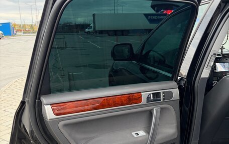 Volkswagen Touareg III, 2004 год, 750 000 рублей, 16 фотография