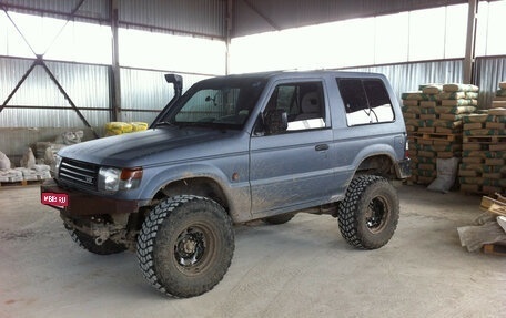 Mitsubishi Pajero III рестайлинг, 1993 год, 850 000 рублей, 1 фотография