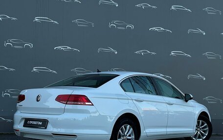 Volkswagen Passat B8 рестайлинг, 2018 год, 2 145 600 рублей, 2 фотография