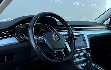 Volkswagen Passat B8 рестайлинг, 2018 год, 2 145 600 рублей, 5 фотография