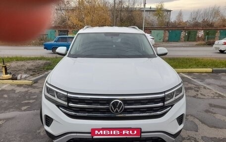 Volkswagen Teramont I, 2022 год, 3 897 000 рублей, 2 фотография
