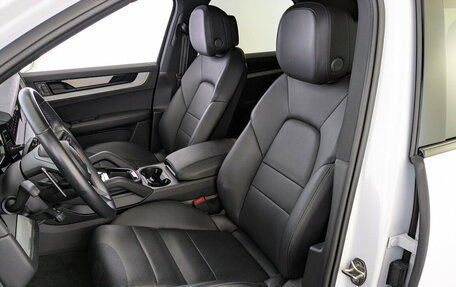 Porsche Cayenne III, 2024 год, 12 250 000 рублей, 21 фотография