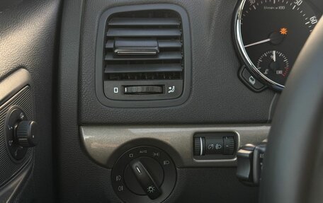 Skoda Yeti I рестайлинг, 2014 год, 1 500 000 рублей, 22 фотография