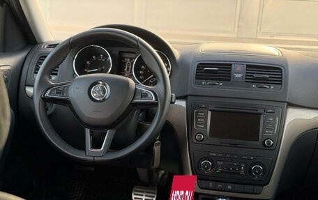 Skoda Yeti I рестайлинг, 2014 год, 1 500 000 рублей, 26 фотография