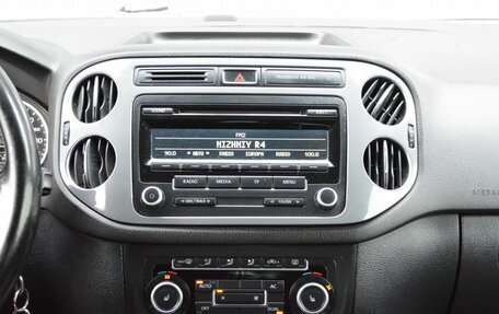Volkswagen Tiguan I, 2011 год, 869 999 рублей, 9 фотография