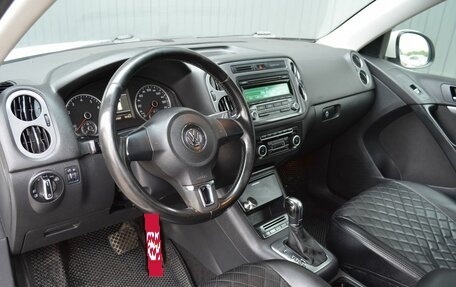 Volkswagen Tiguan I, 2011 год, 869 999 рублей, 12 фотография