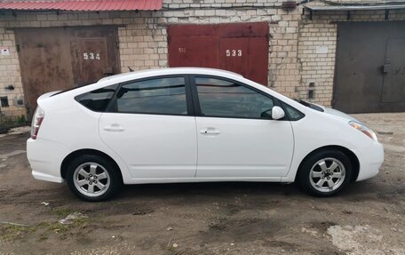 Toyota Prius, 2006 год, 640 000 рублей, 6 фотография