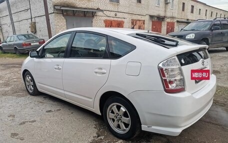 Toyota Prius, 2006 год, 640 000 рублей, 4 фотография