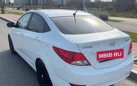 Hyundai Solaris II рестайлинг, 2012 год, 850 000 рублей, 3 фотография