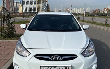 Hyundai Solaris II рестайлинг, 2012 год, 850 000 рублей, 8 фотография