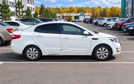 KIA Rio III рестайлинг, 2014 год, 700 000 рублей, 2 фотография