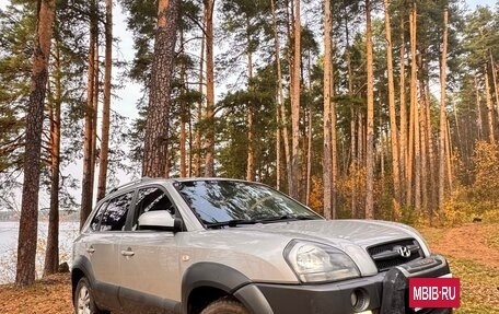 Hyundai Tucson III, 2008 год, 705 000 рублей, 2 фотография