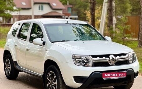 Renault Duster I рестайлинг, 2016 год, 930 000 рублей, 1 фотография