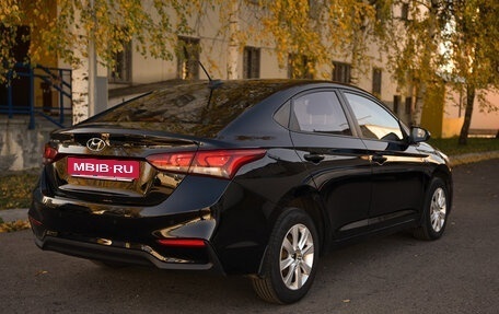 Hyundai Solaris II рестайлинг, 2018 год, 1 350 000 рублей, 7 фотография