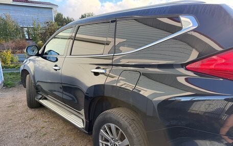 Mitsubishi Pajero Sport III рестайлинг, 2019 год, 2 950 000 рублей, 2 фотография