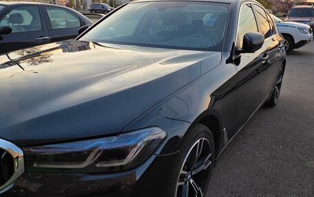 BMW 5 серия, 2021 год, 3 250 000 рублей, 2 фотография