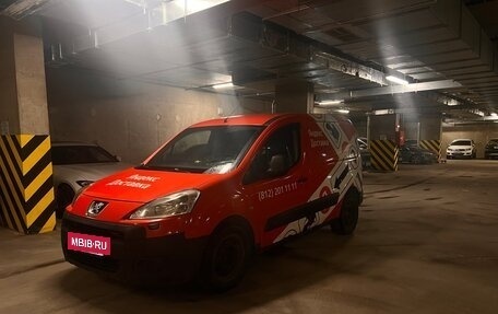 Peugeot Partner II рестайлинг 2, 2009 год, 370 000 рублей, 3 фотография