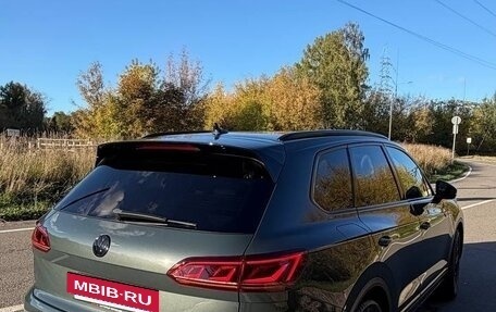 Volkswagen Touareg III, 2019 год, 5 700 рублей, 2 фотография