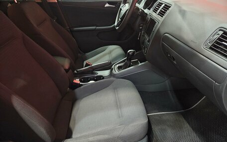 Volkswagen Jetta VII, 2016 год, 1 295 000 рублей, 10 фотография