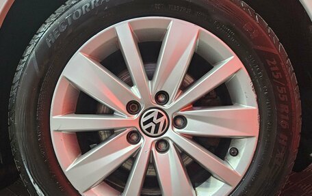 Volkswagen Jetta VII, 2016 год, 1 295 000 рублей, 17 фотография