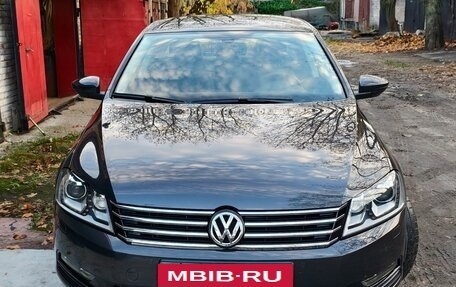 Volkswagen Passat B7, 2011 год, 2 050 000 рублей, 1 фотография