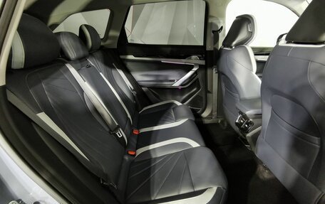 Geely Atlas, 2024 год, 2 750 000 рублей, 15 фотография