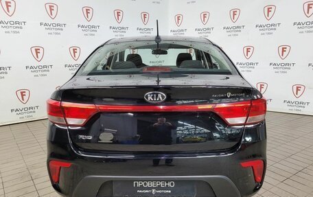 KIA Rio IV, 2017 год, 924 000 рублей, 3 фотография