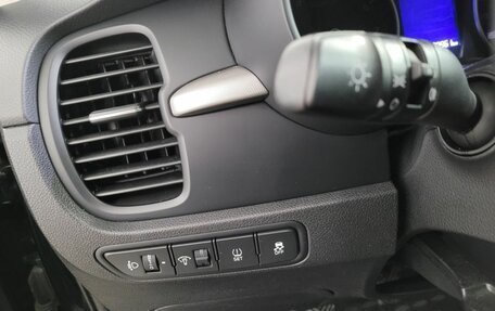 KIA Rio IV, 2017 год, 924 000 рублей, 9 фотография