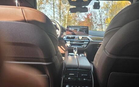 BMW 5 серия, 2021 год, 5 390 000 рублей, 12 фотография