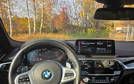 BMW 5 серия, 2021 год, 5 390 000 рублей, 17 фотография