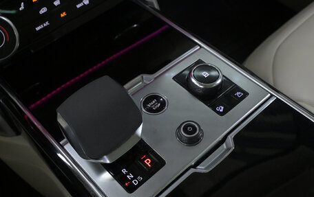 Land Rover Range Rover IV рестайлинг, 2022 год, 15 300 000 рублей, 12 фотография
