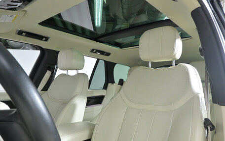 Land Rover Range Rover IV рестайлинг, 2022 год, 15 300 000 рублей, 19 фотография