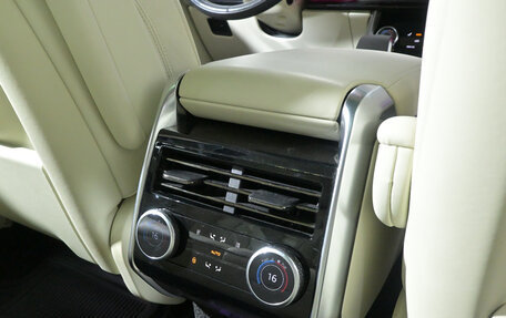 Land Rover Range Rover IV рестайлинг, 2022 год, 15 300 000 рублей, 21 фотография