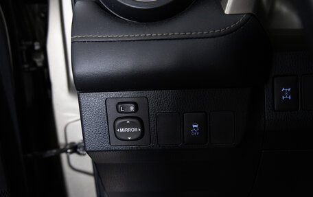 Toyota RAV4, 2013 год, 2 421 500 рублей, 13 фотография