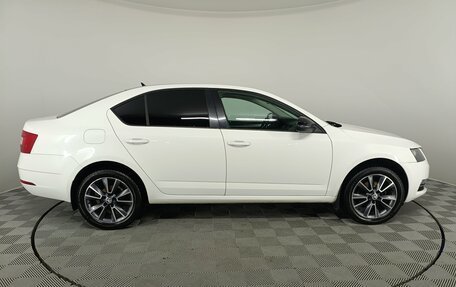 Skoda Octavia, 2017 год, 1 500 000 рублей, 4 фотография