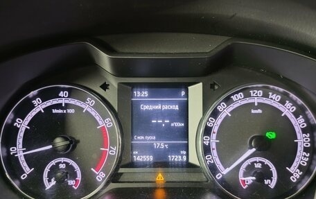 Skoda Octavia, 2017 год, 1 500 000 рублей, 11 фотография