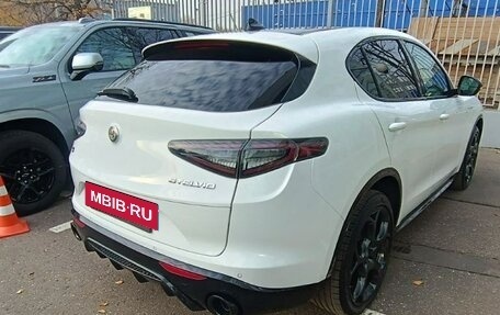 Alfa Romeo Stelvio, 2025 год, 8 790 000 рублей, 3 фотография