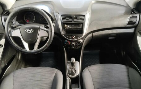 Hyundai Solaris II рестайлинг, 2015 год, 894 470 рублей, 14 фотография