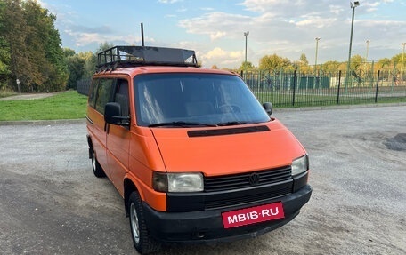 Volkswagen Transporter T4, 1994 год, 650 000 рублей, 3 фотография