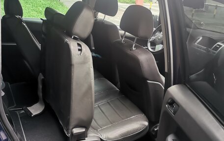 Opel Zafira B, 2011 год, 350 000 рублей, 20 фотография