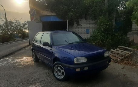 Volkswagen Golf III, 1992 год, 400 000 рублей, 1 фотография