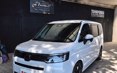 Honda Stepwgn, 2024 год, 2 895 000 рублей, 4 фотография