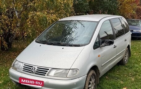 Volkswagen Sharan I рестайлинг, 1998 год, 160 000 рублей, 3 фотография